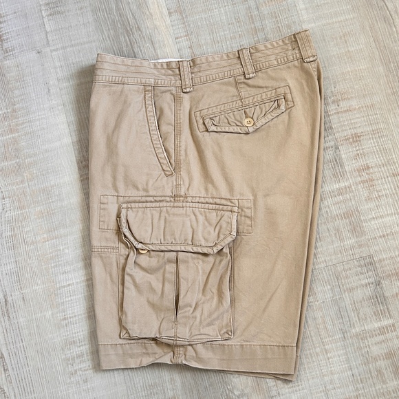 Polo Ralph Lauren Other - Polo Ralph Lauren Men's Shorts Size 36 9" inseam Beige Shorts Flat Front